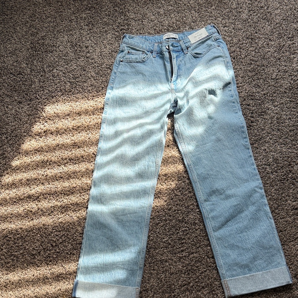 Abercrombie & Fitch Light Blue Baggy Jeans - Picture 2 of 6